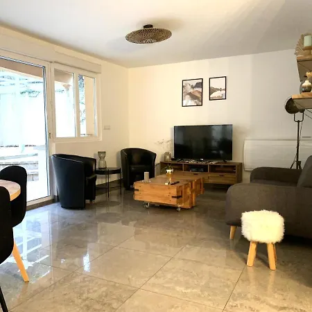 Confort Avec Terrasse Apartment Reims